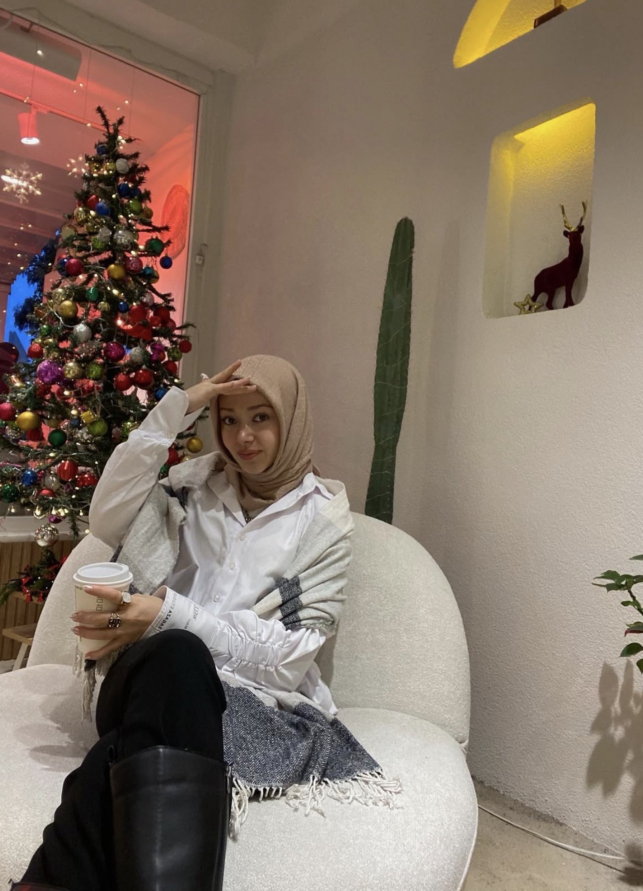 Büyükköy Hayalperest Bayan Escort Bayan Handan