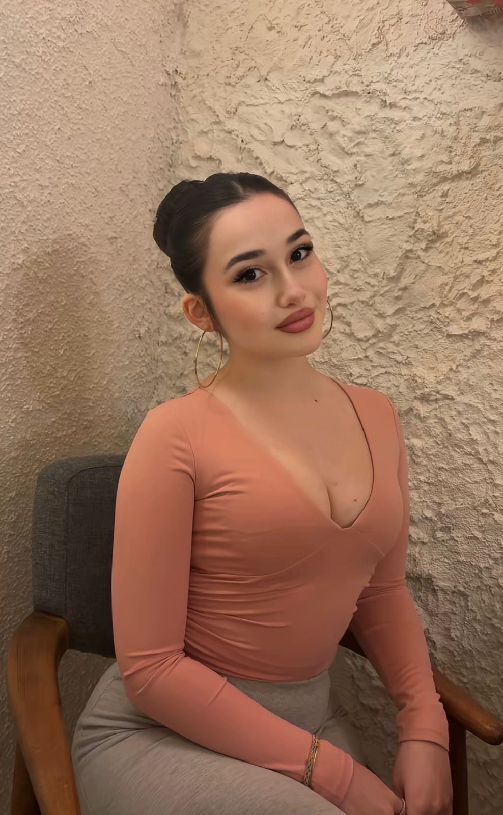 Çağlarca Zeki Bir Sevgili Escort Amine