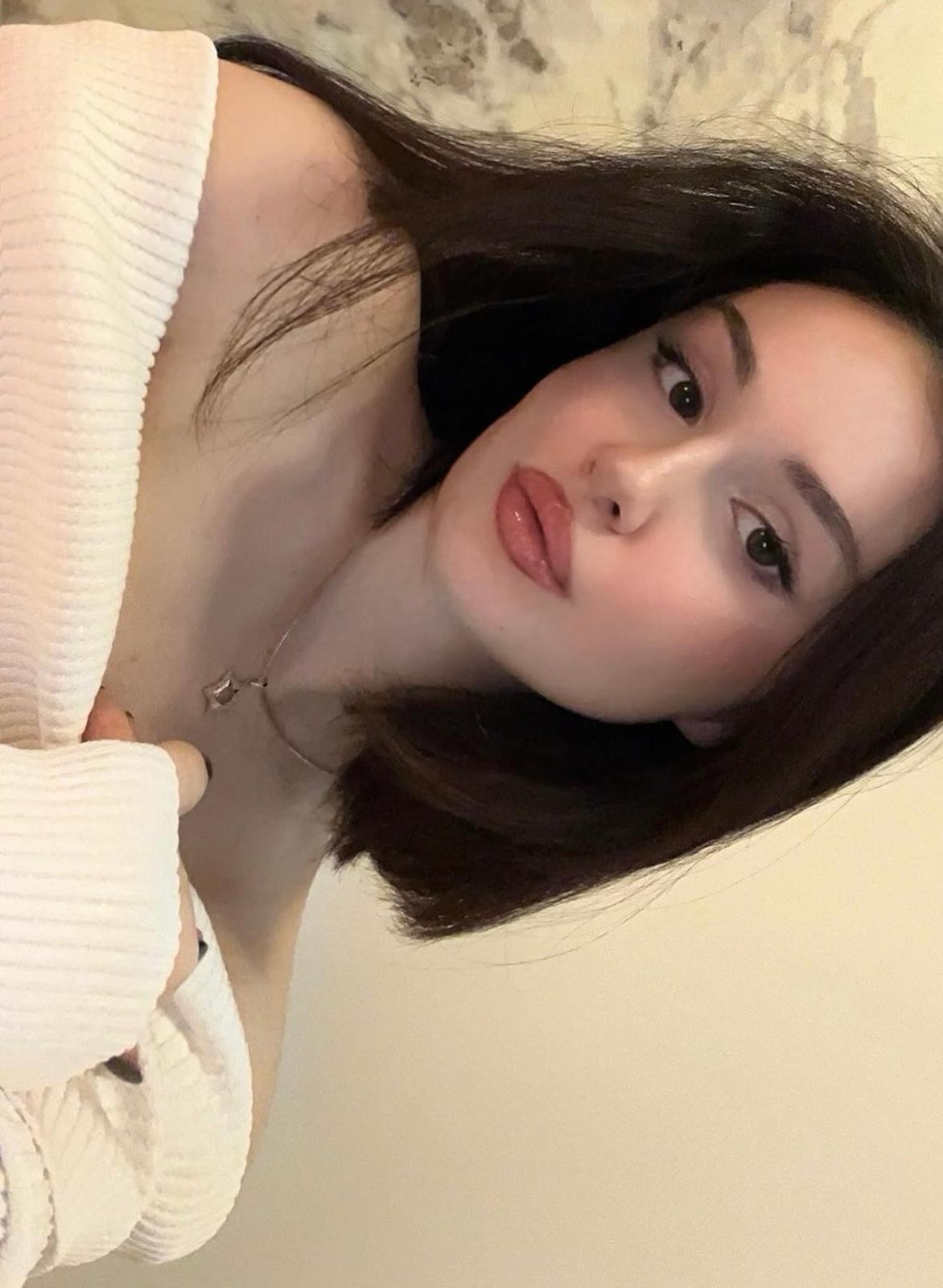 Korluca Türbanlı Bayan Escort Bayan Berrak