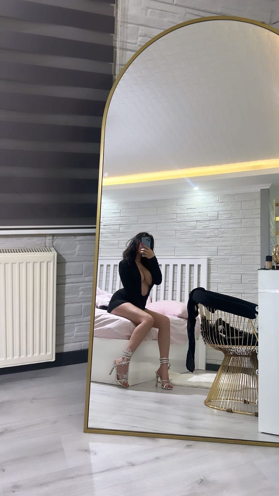 Burnak Kadın ve Sevgili Bayan Escort Vildan