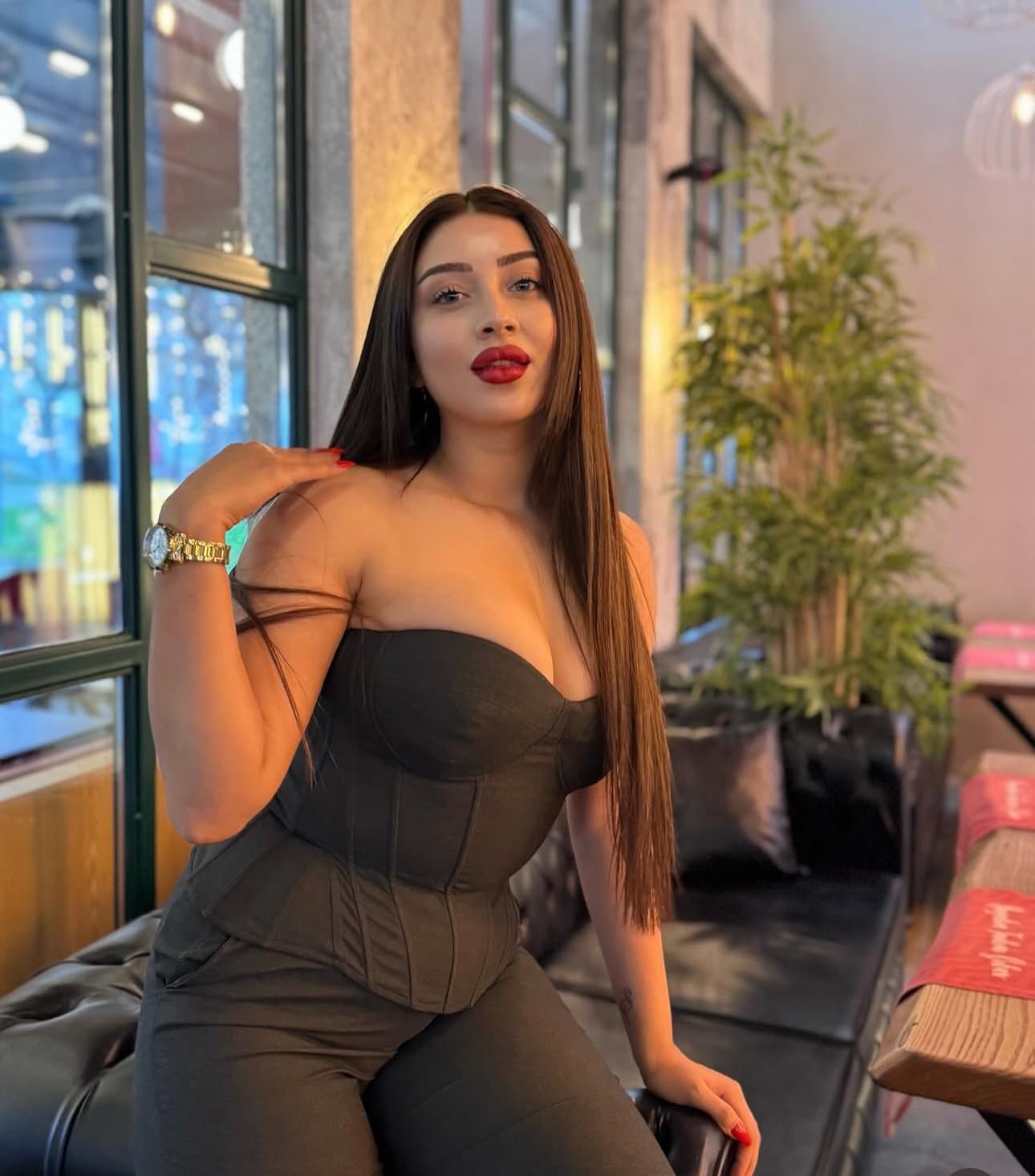 Arpalı Dürüst Partner Escort Cemre