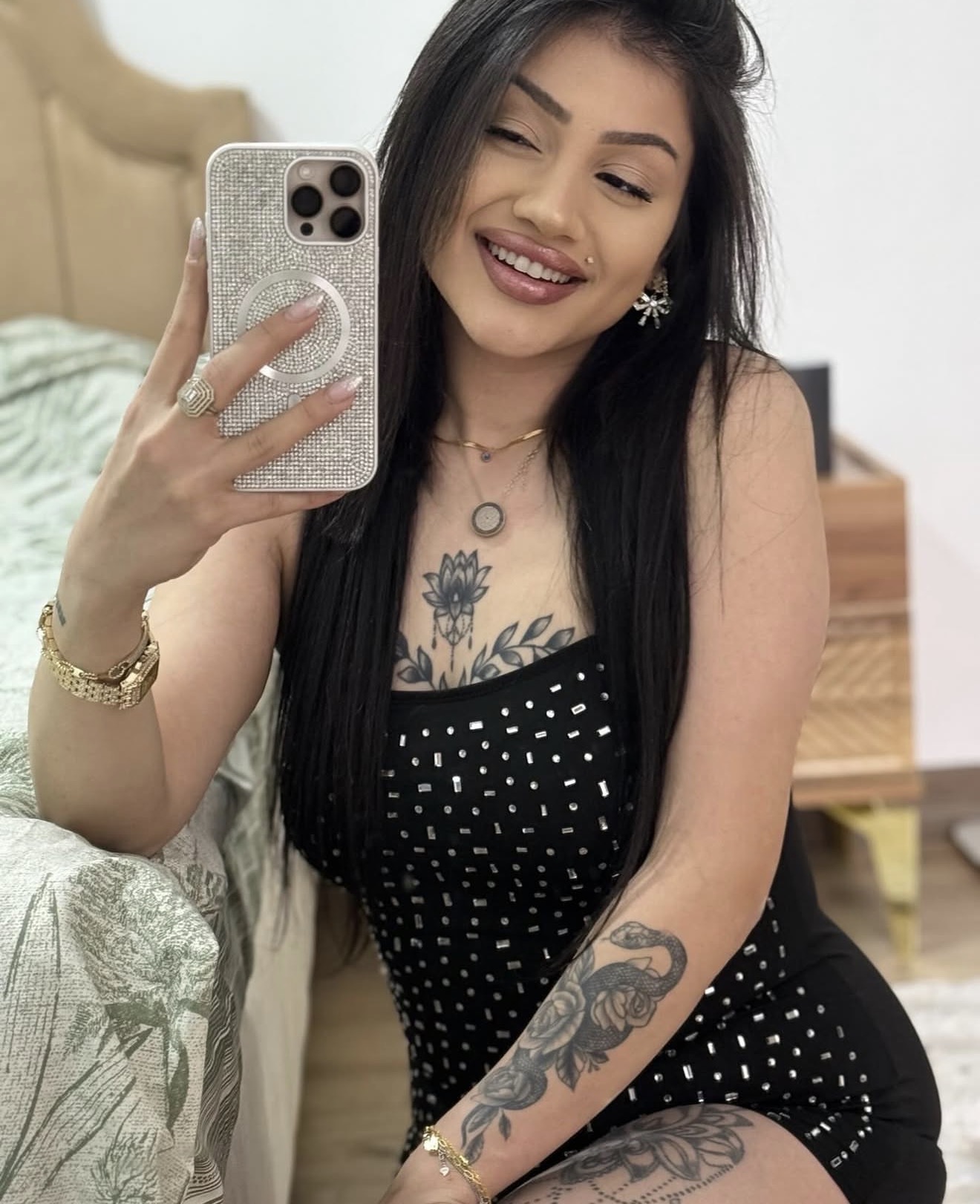 Karaoğlan Tutkulu Partner Escort Bayan Tülay