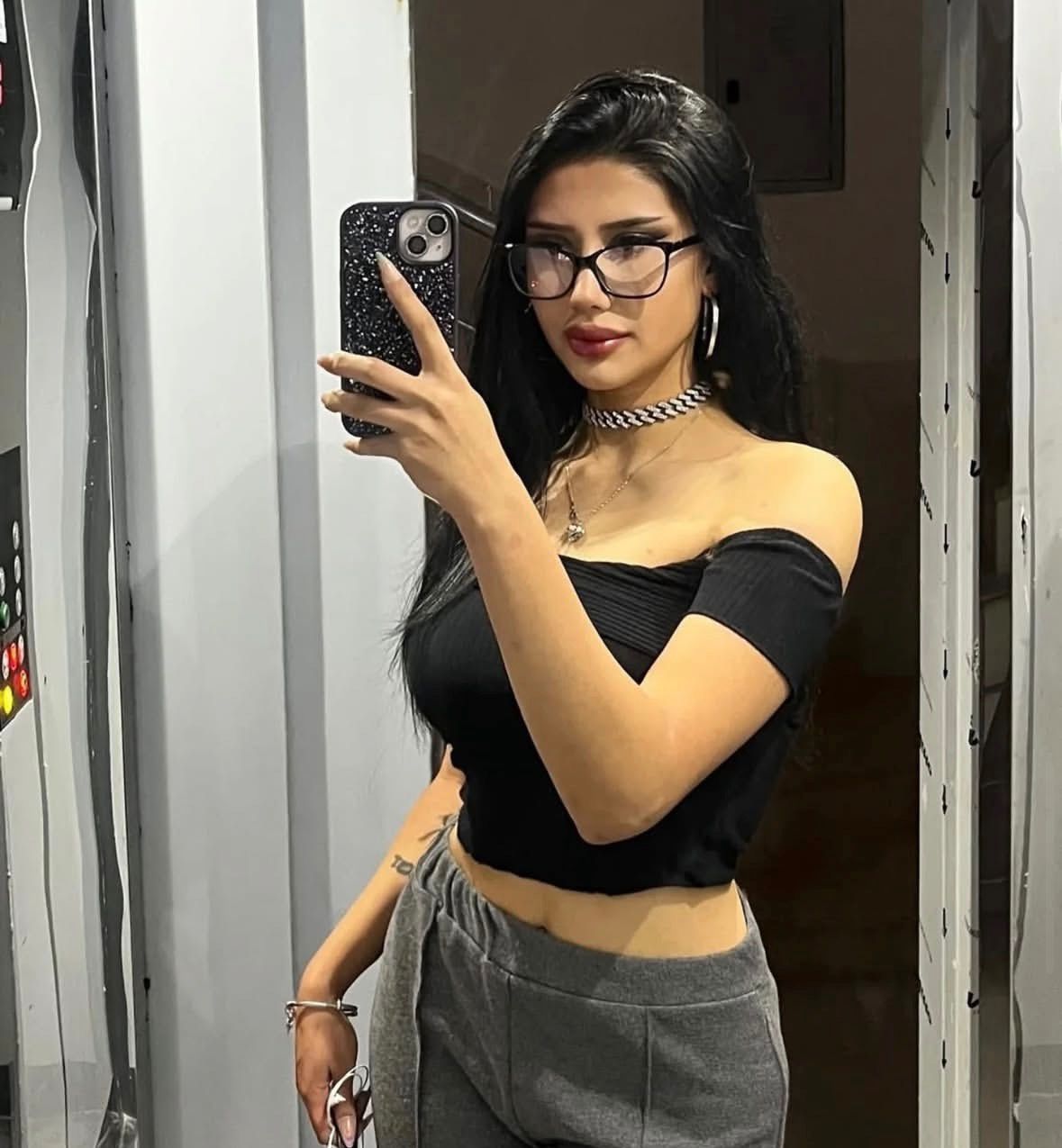 Kangallı Liseli Bayan Bayan Escort Zehra